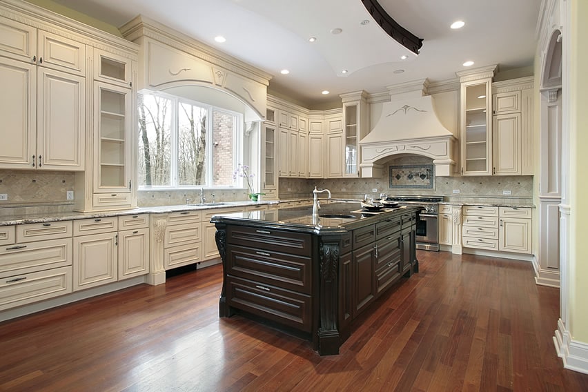 35 Beautiful White Kitchen Designs (With Pictures) - Designing Idea