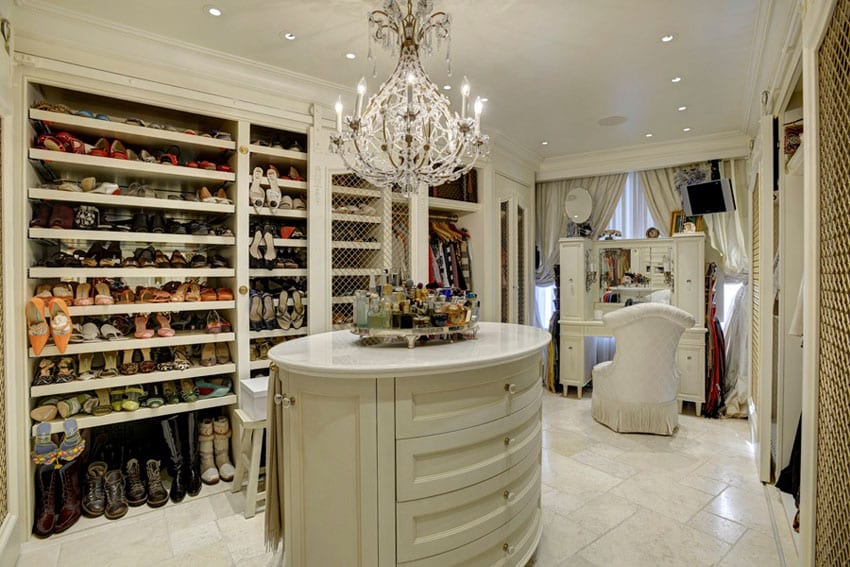 35 Beautiful Walk in Closet Designs - Designing Idea