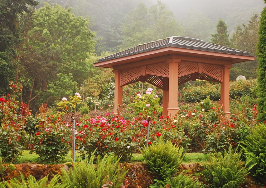 Gazebo with wooden frame and latticed transom