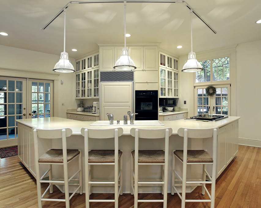 Wrap around extra large kitchen in off white finish