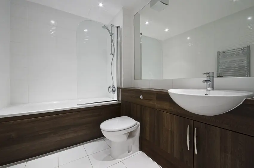 Modern luxury bathroom with hard wood decorative elements