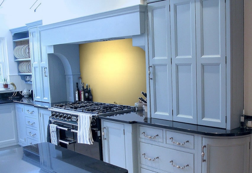 Kitchen in London with farrow ball lulworth blue color