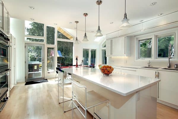 35 Beautiful White Kitchen Designs (With Pictures)