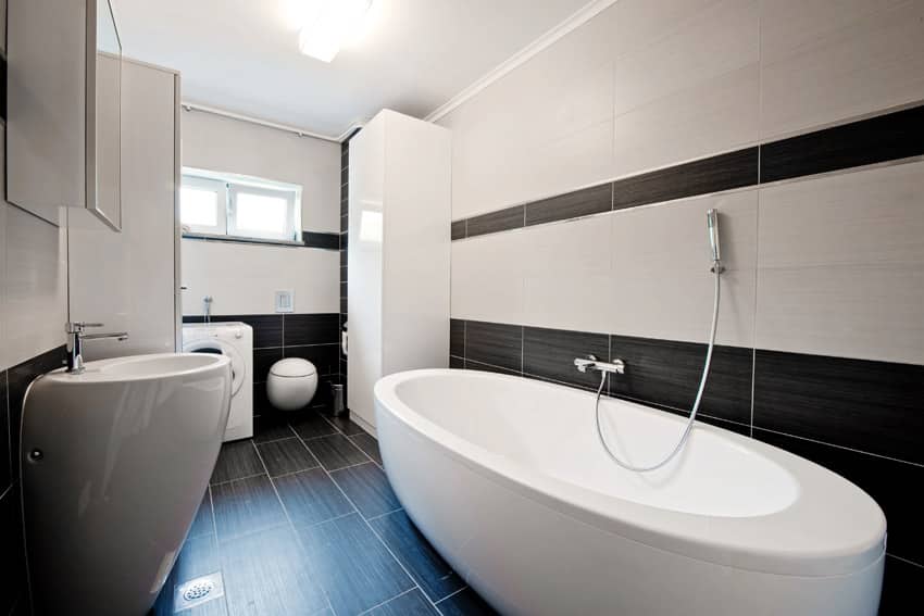Modern black and white bathroom design unique tub