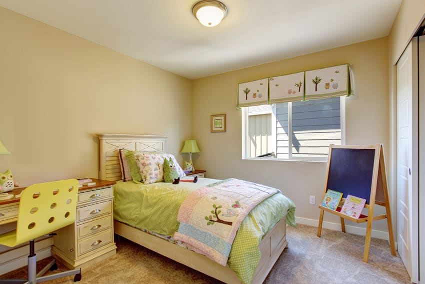 Cute girls bedroom with decor