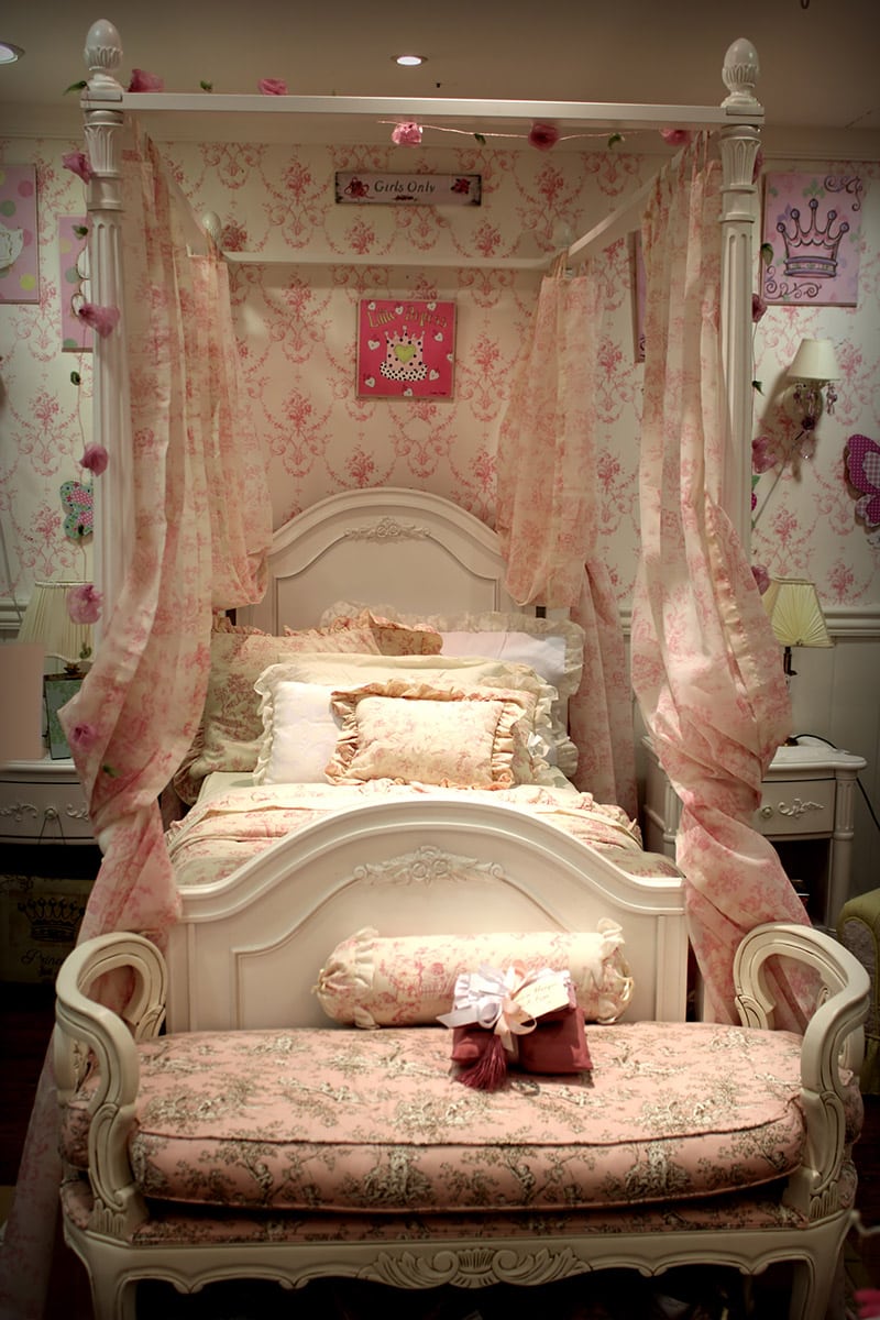 Elegant little girls bedroom