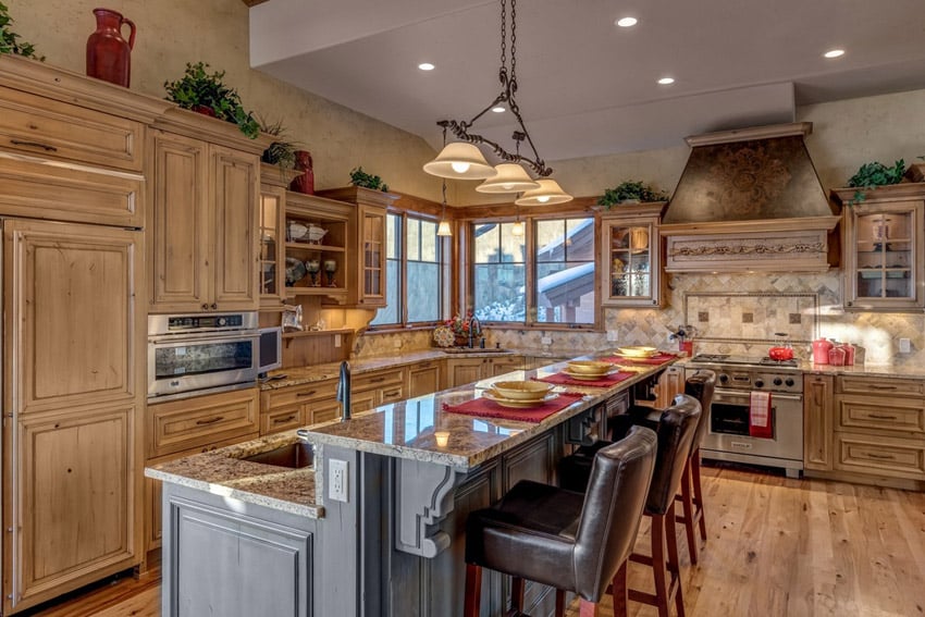 Rustic traditional wood kitchen with breakfast bar