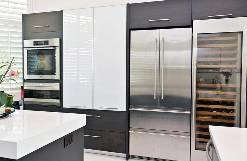Compact kitchen with contemporary design and wine fridge