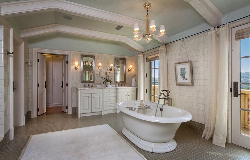 Luxury master bath in Tuscan style home