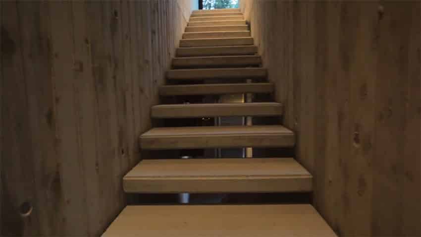 Concrete steps in modern home