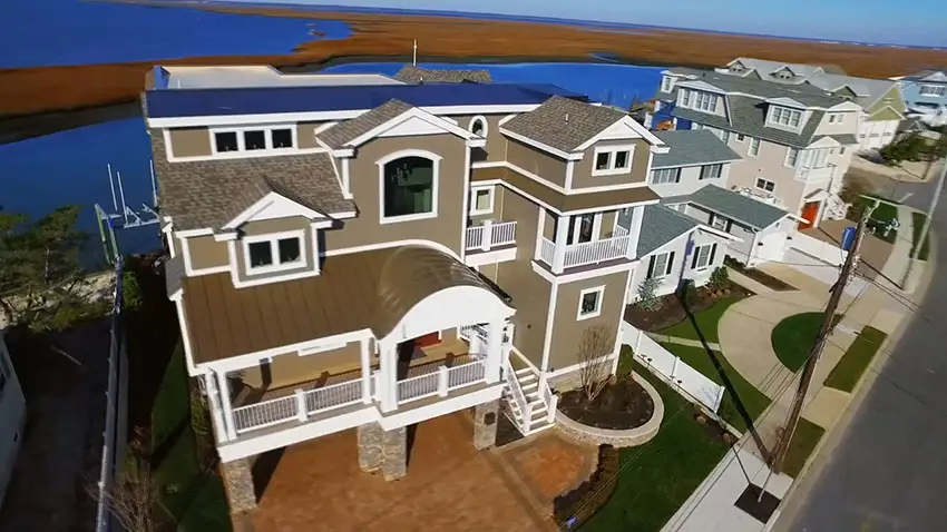 4 story house on the waterfront