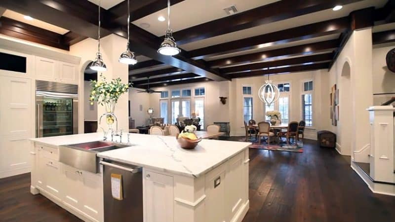 Modern Castle Style Home Design (Interior & Exterior Pictures)