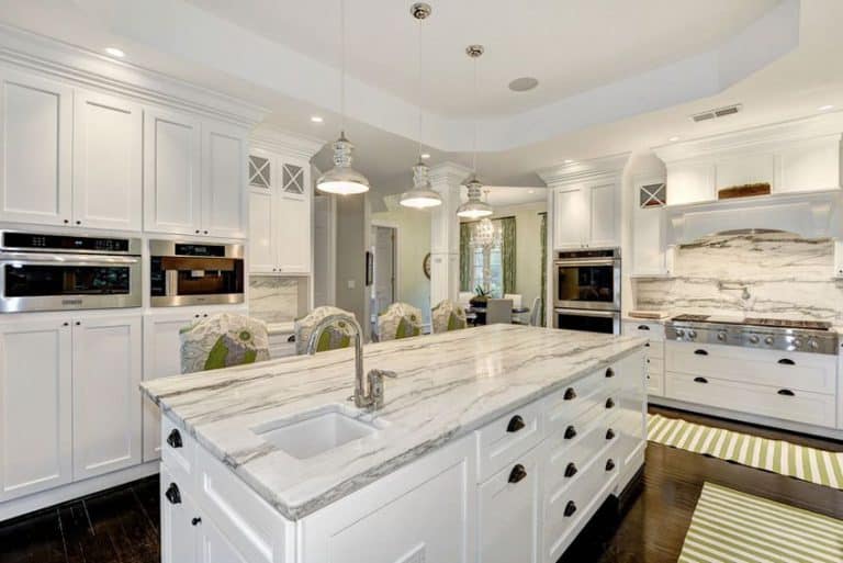 25 Beautiful Transitional Kitchen Designs (Pictures)