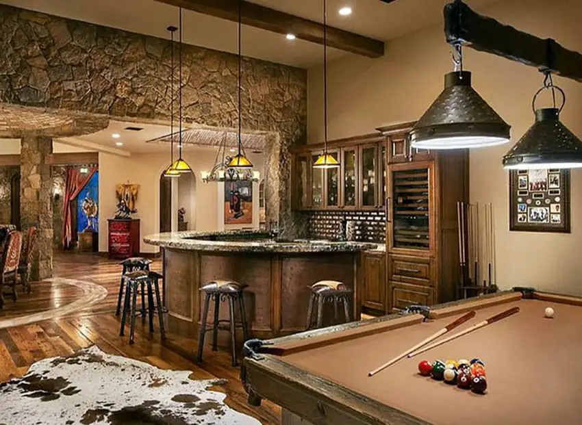 Lounge hangout with pool table