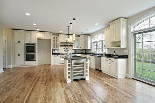 30 Antique White Kitchen Cabinets (Design Photos)