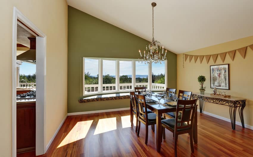 Window seat in dining room