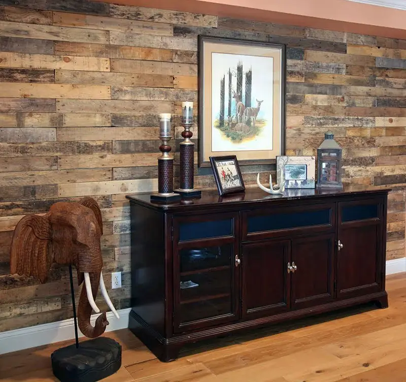 Distressed pallet wood accent wall