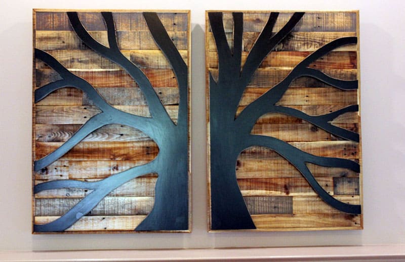 Pallet wall art with tree design