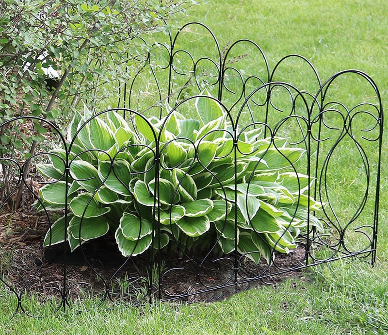 Decorative Garden Fence Border White, 5 Packs, 22.8313.39inch Durable Recycled Plastic Victorian style Landscape Edging Garden Fence for Patio Yard Garden Decor