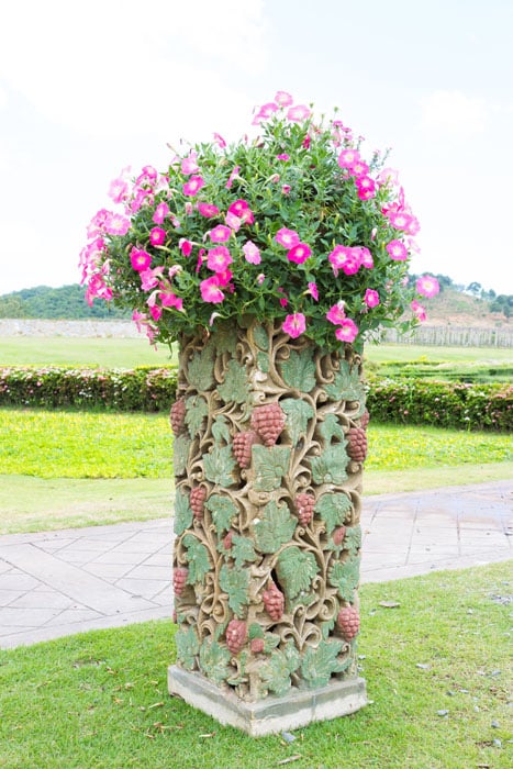 Outdoor flower decorative vase planter