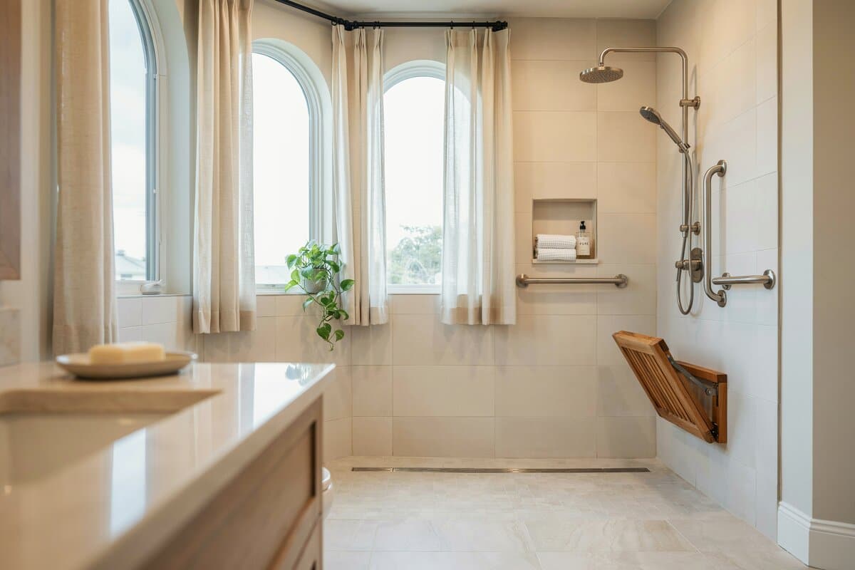 Shower with handrails for the disabled with bay windows