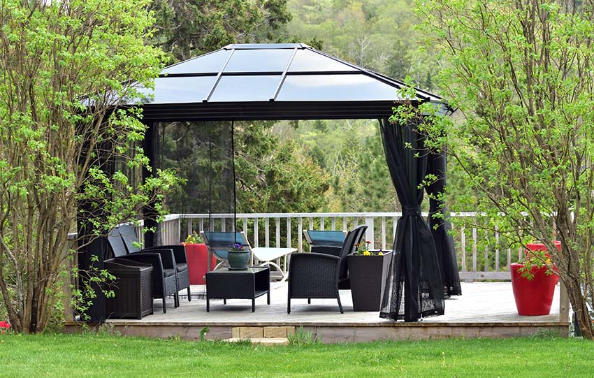 Backyard metal pavilion kit with sunshade