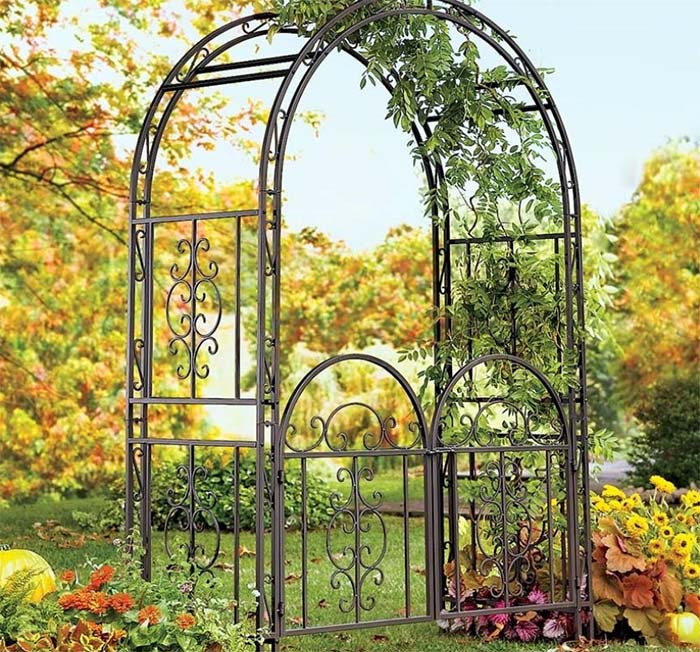 Iron arbor with built-in gate door