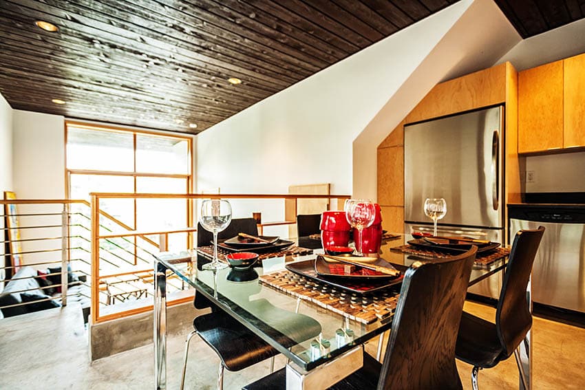 Japanese style dining room in loft apartment