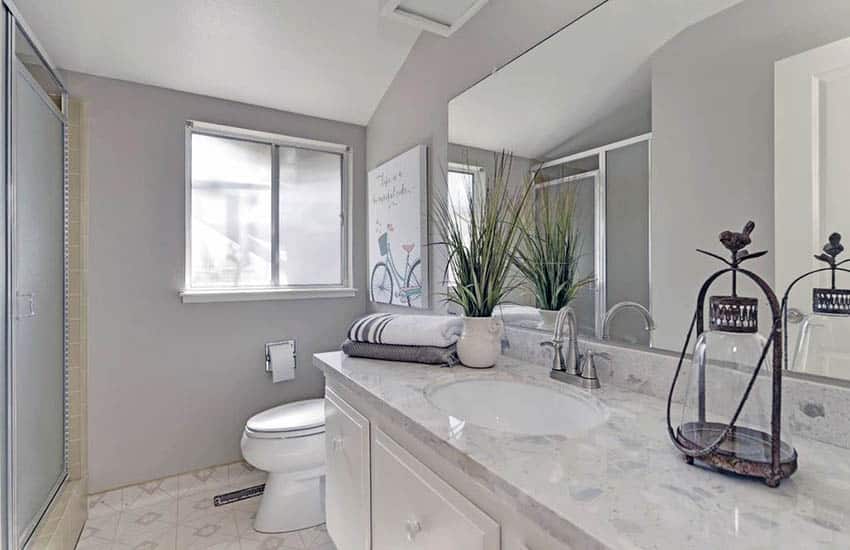 bathroom-with-white-seashell-quartz-counter-vanity