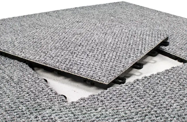 Olefin interlocking carpet tiles