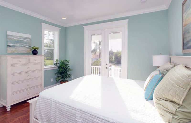 light green colour for bedroom