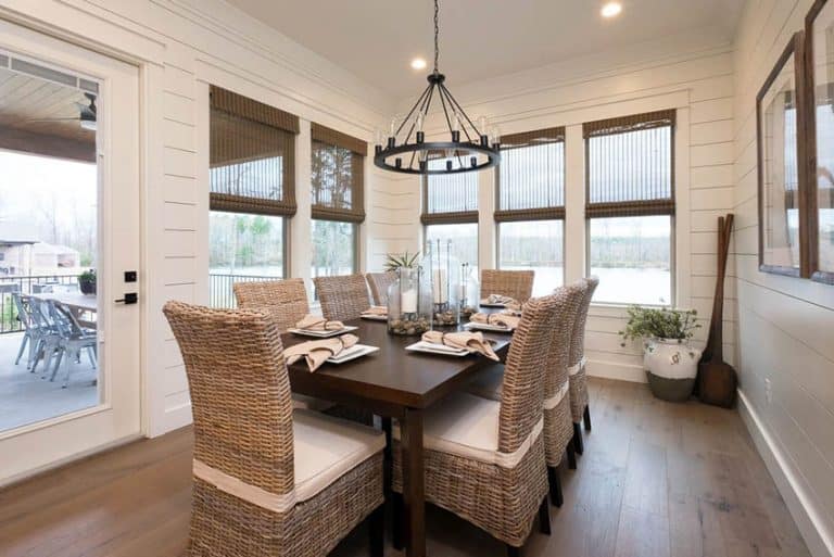 shiplap dining room chairs
