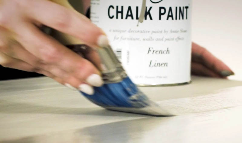 Painting furniture with chalk paint