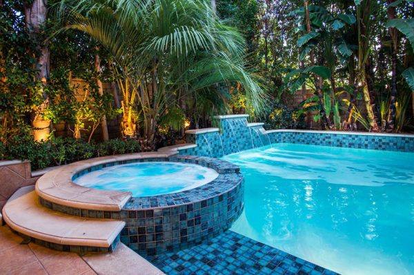 33 Amazing Modern Swimming Pool Designs