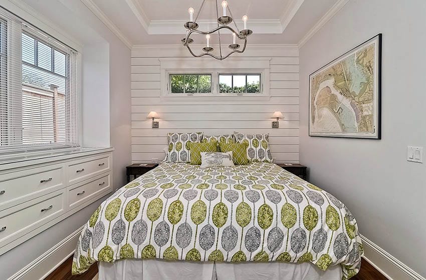 Small guest bedroom with side tables