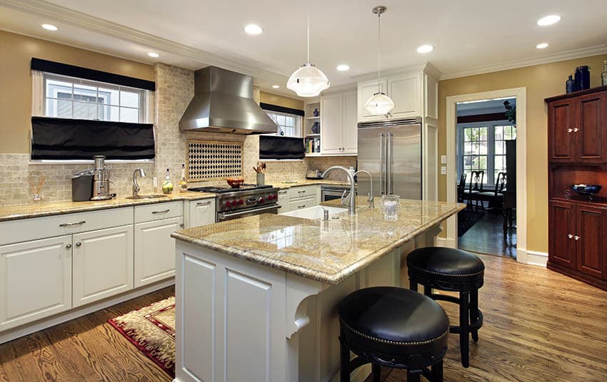 Quartz Vs Granite Kitchen Countertops Designing Idea