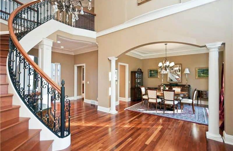 Cherry Hardwood Flooring Popular Types Design Ideas   Entryway With Cherry Wood Flooring 800x521 