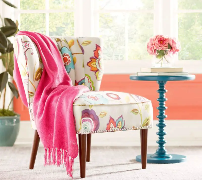 Armless chair with floral print pattern