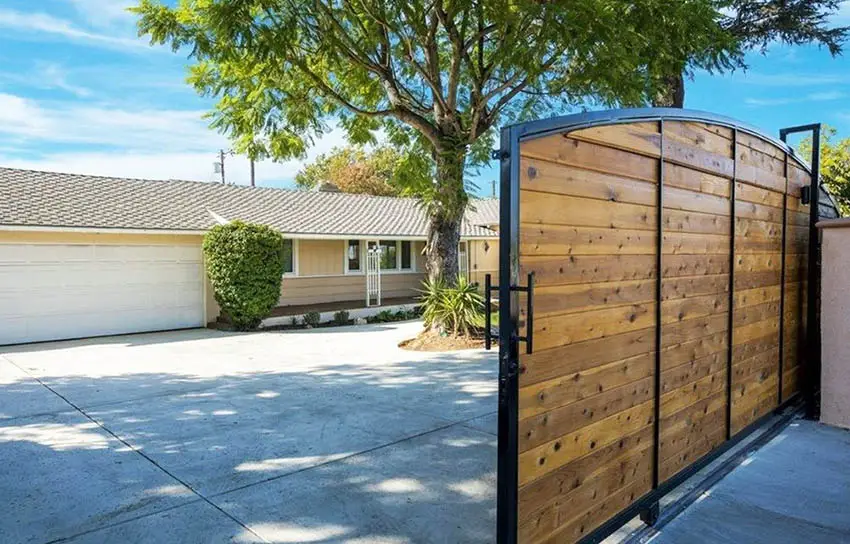 Wood sliding gate