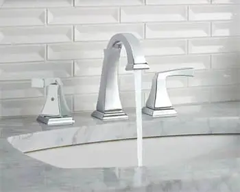 chrome-bathroom-faucet