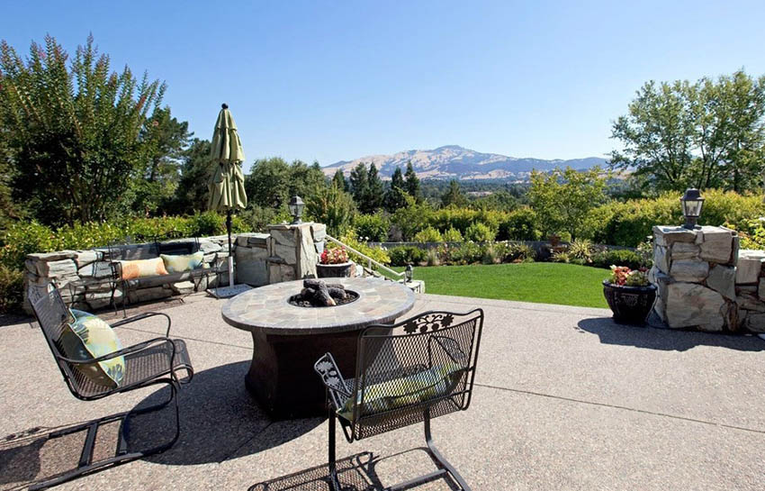 Aggregate concrete patio with fire pit