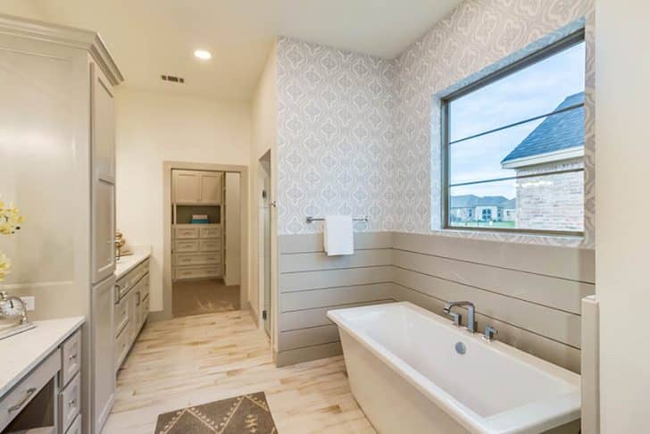 29 Beautiful Shiplap Bathroom Ideas (Walls & Ceiling)