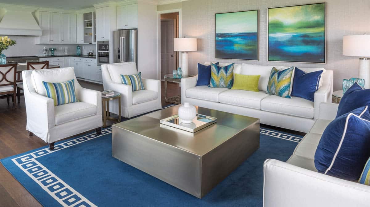 Instead of accent pieces, the blues in this casual living