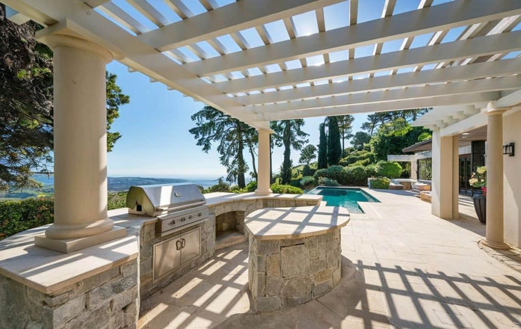 29 Beautiful Pergola Ideas For The Backyard (Design Pictures)