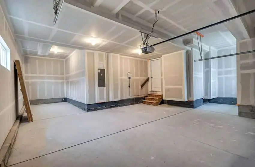 3 car tandem garage