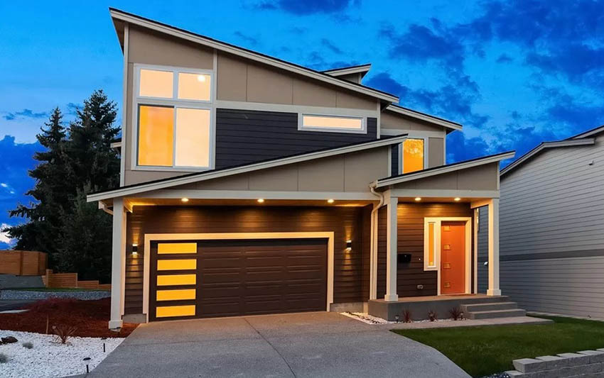 Modern home with stacked frosted windows