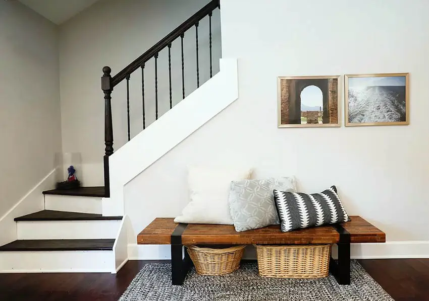 Stairs wall sitting bench with storage baskets