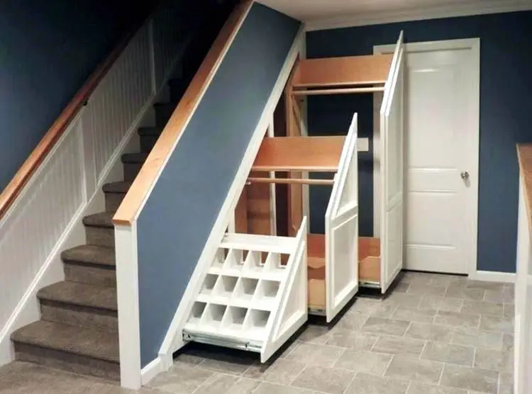 Under stairs clothing storage and shoe rack