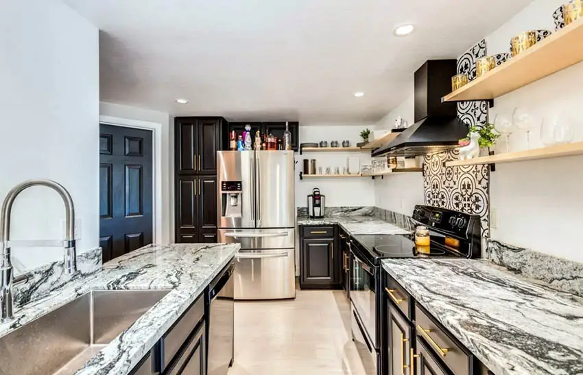 Kitchen with exposed wooden open shelves and decorative backsplash