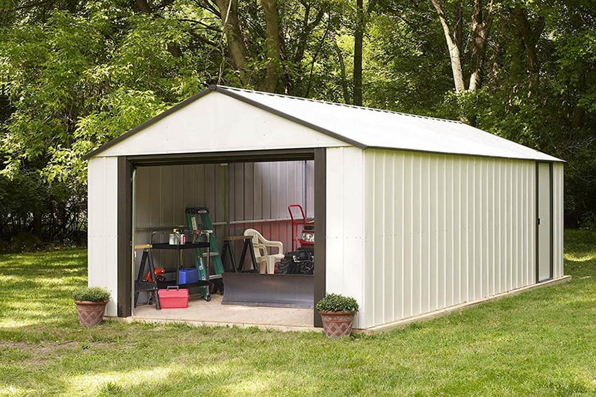 Steel garage with wood floor